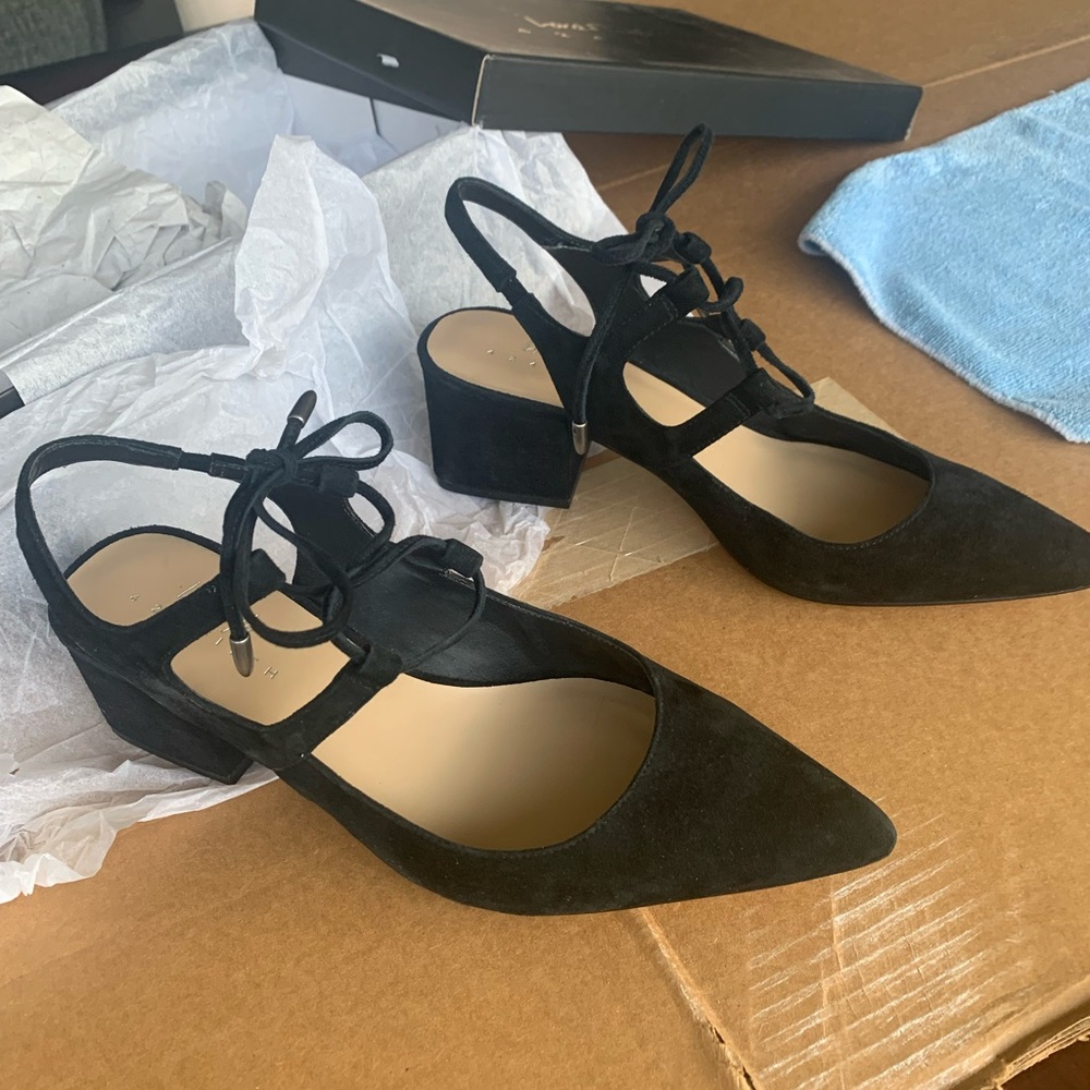 Lord & Taylor Black Strappy Heels